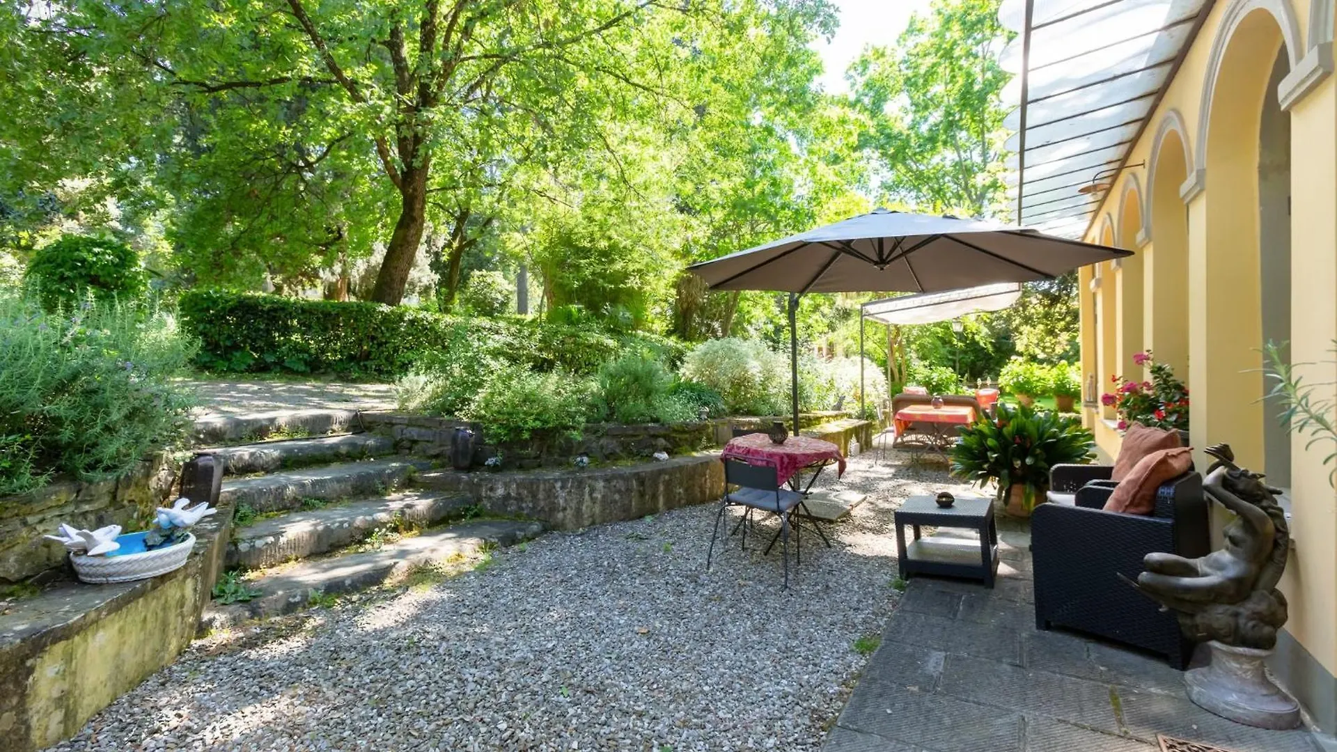 Guesthost - Le Serre Di Galileo Florence Appartement
